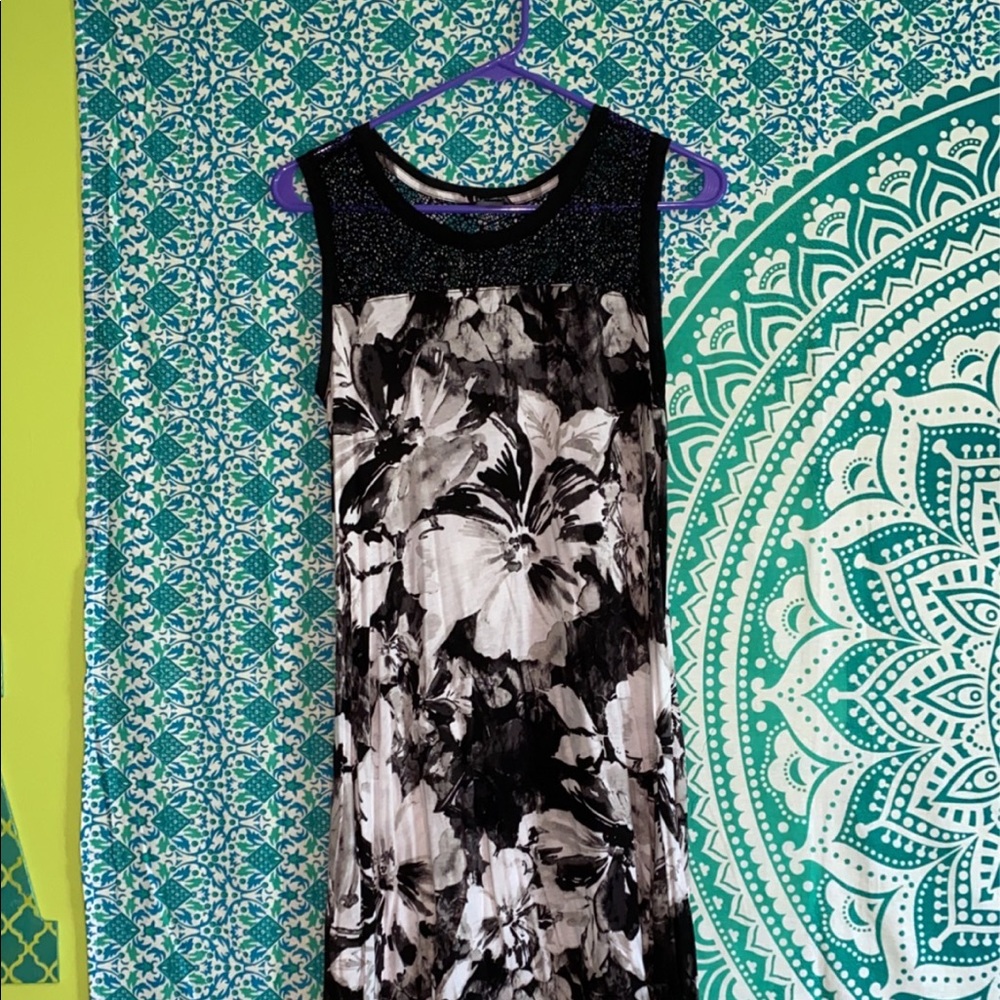 Women’s Flower patterned dress
